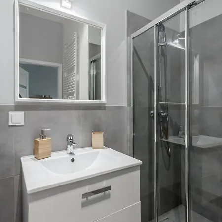 Travel Apartament *